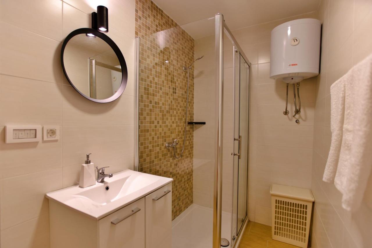 Apartments Kiwi Ровинь Экстерьер фото