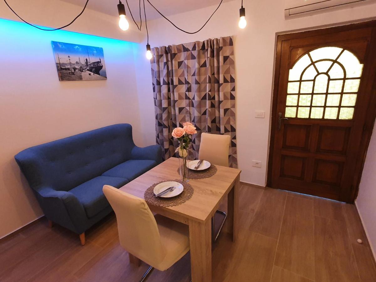 Apartments Kiwi Ровинь Экстерьер фото