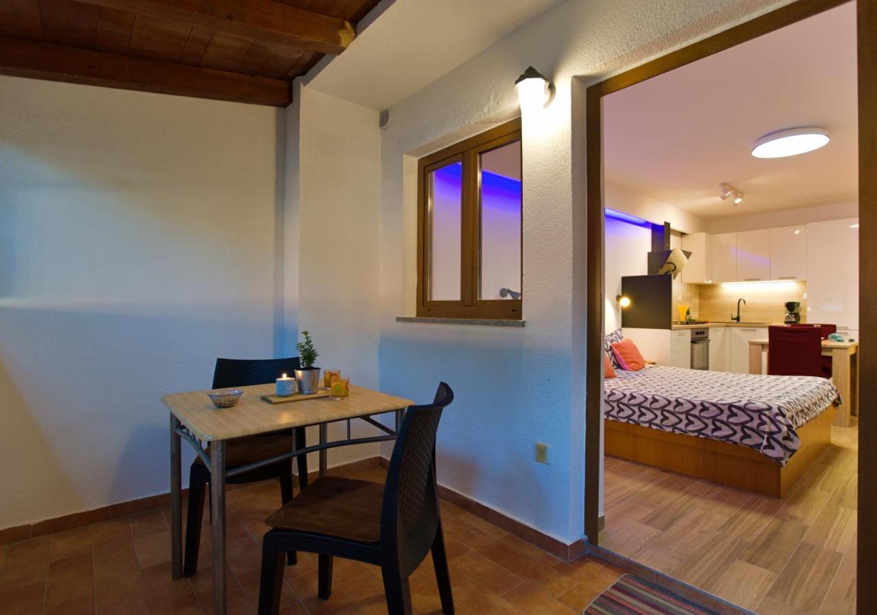 Apartments Kiwi Ровинь Экстерьер фото