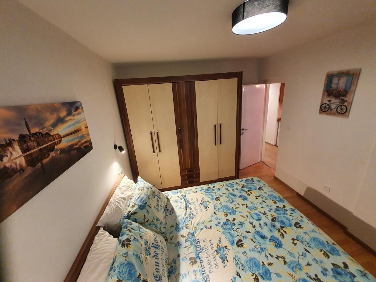 Apartments Kiwi Ровинь Экстерьер фото